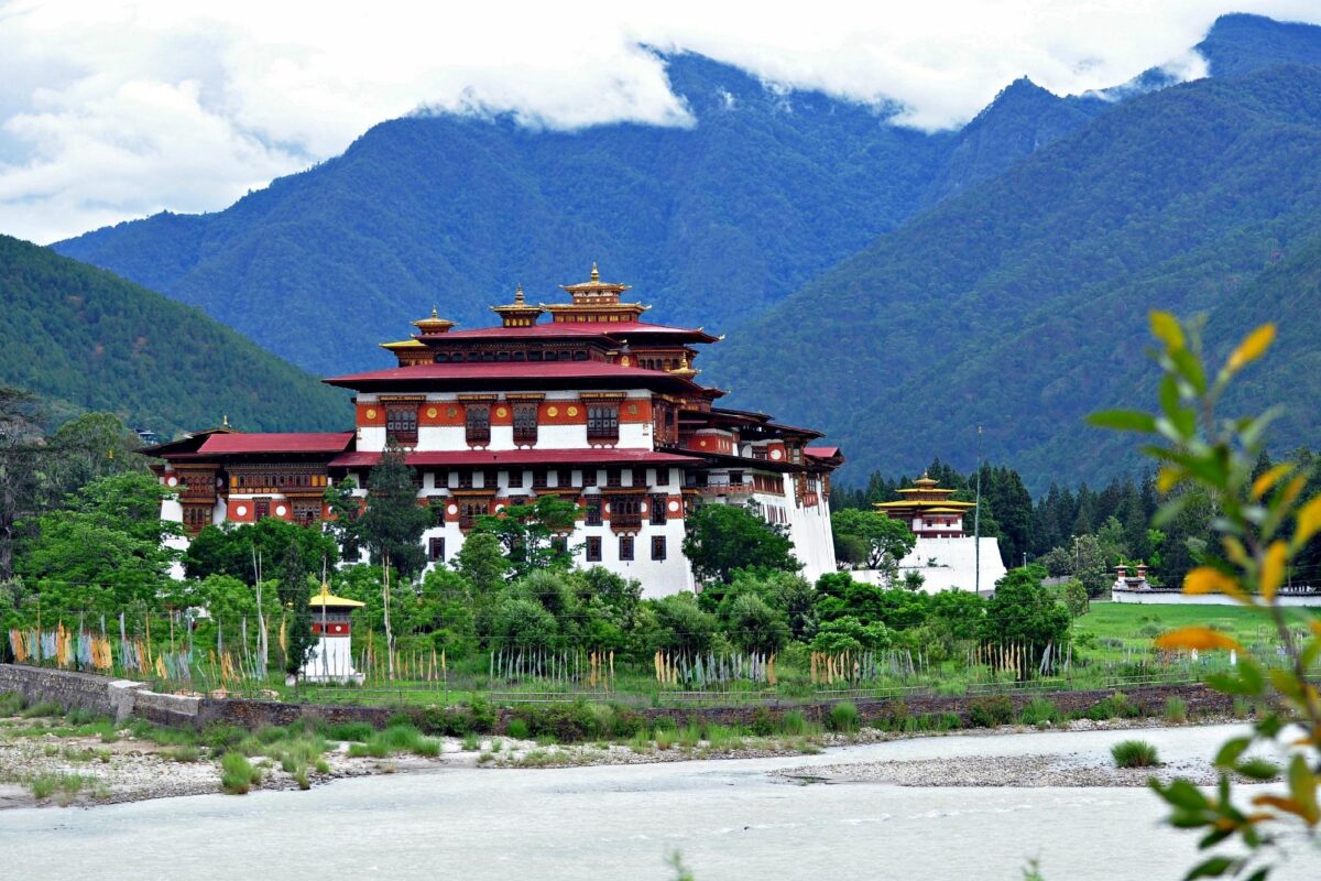 Meri Puensum Resort (Punakha)